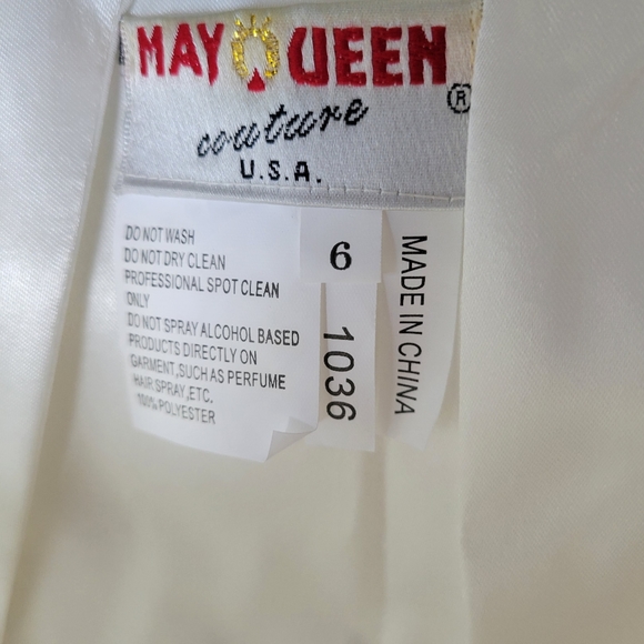 NWT Size 6  Ivory Wedding dress. Chiffon shawl and straps included. - Picture 6 of 8